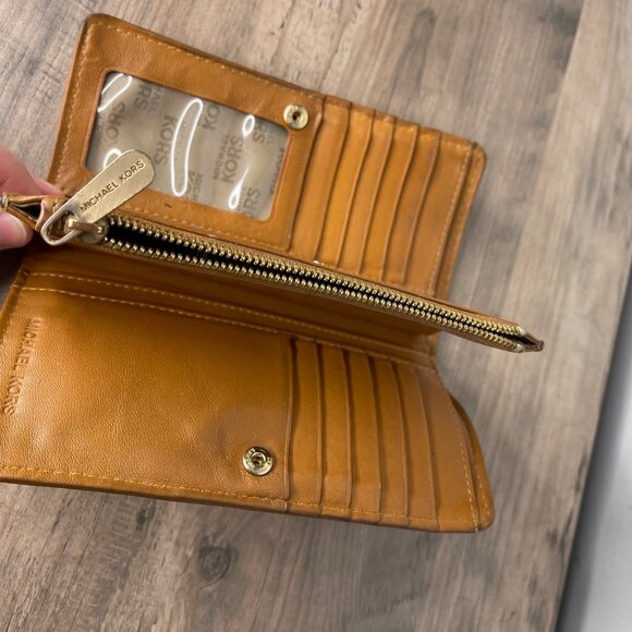 authentic Micheal‎ Kors Wallet Leather wallet - Picture 5 of 7